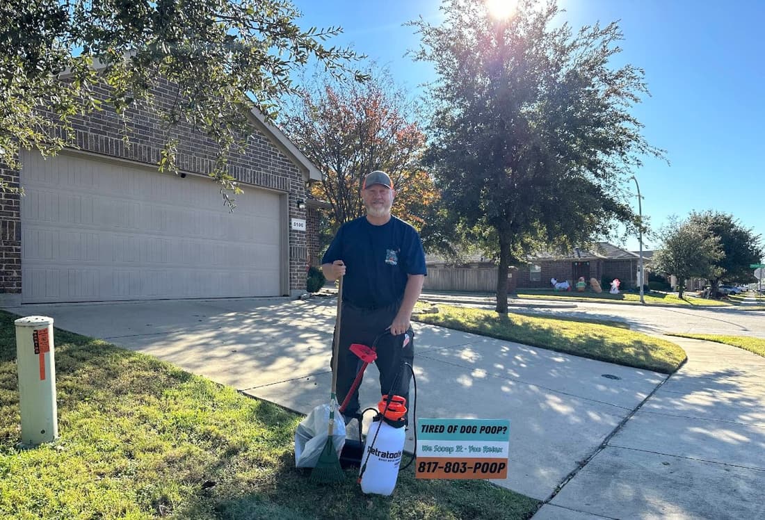 Rhino Scoop dog waste removal service in a clean Haltom City, Texas backyard
