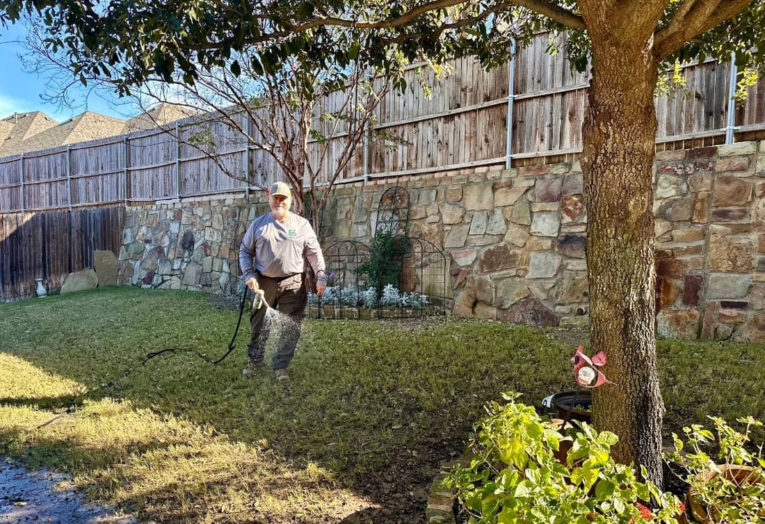 Rhino Scoop dog waste removal service at a well-maintained home in Dalworthington Gardens, Texas